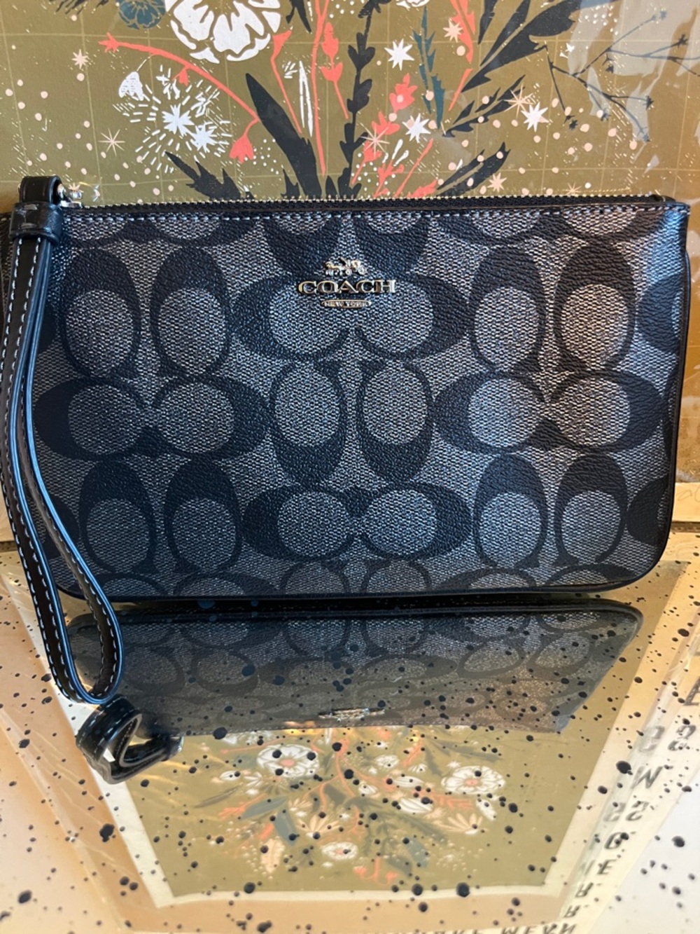 EUC COACH Black Signature Canvas large Wristlet with Leather Strap